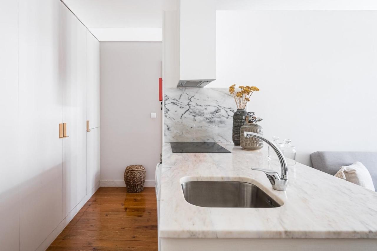 Guestready - Break From Reality In Santa Catarina Apartment Porto Bagian luar foto