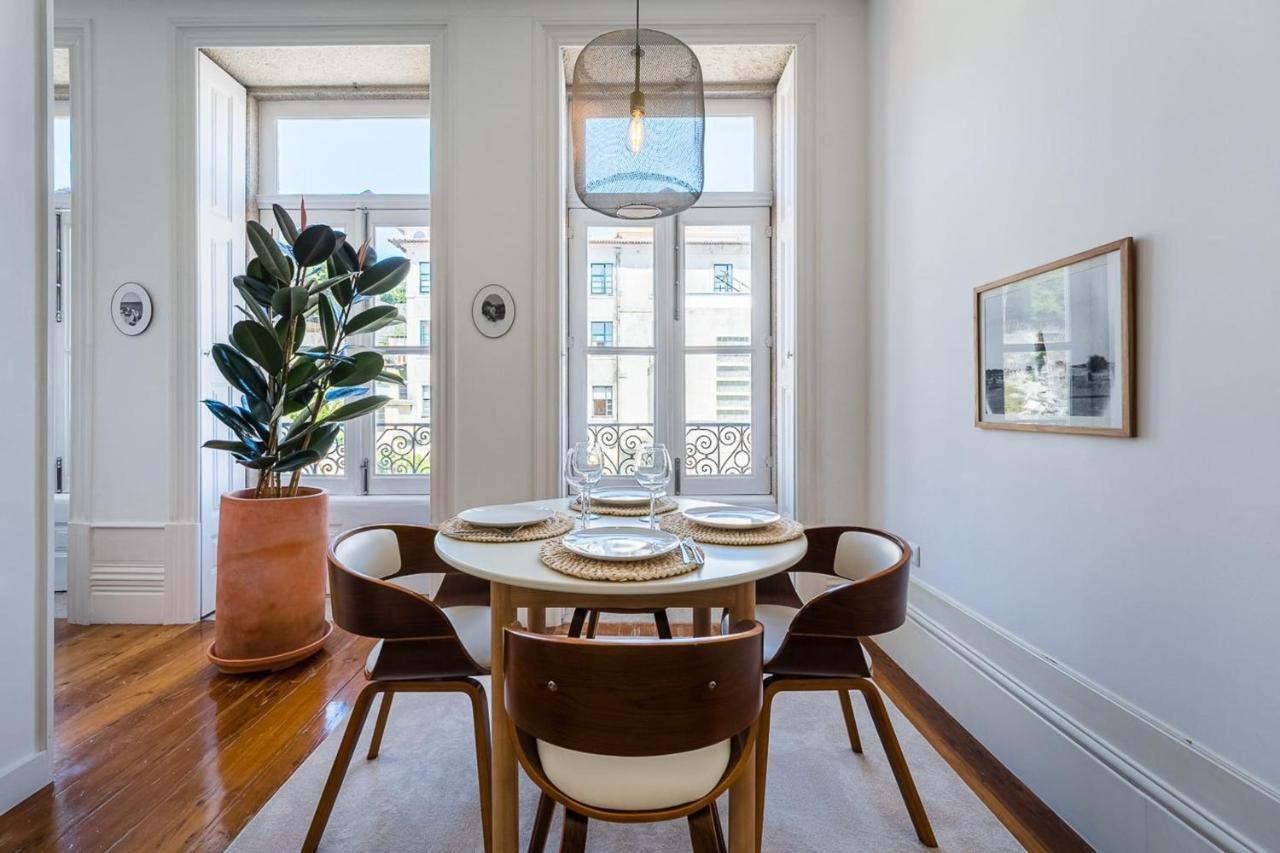 Guestready - Break From Reality In Santa Catarina Apartment Porto Bagian luar foto